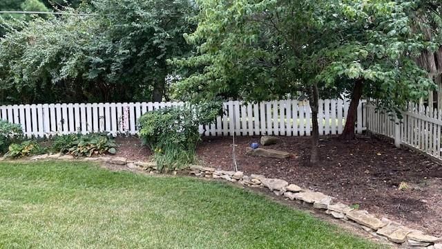 2722 Douglas Street — photo 25