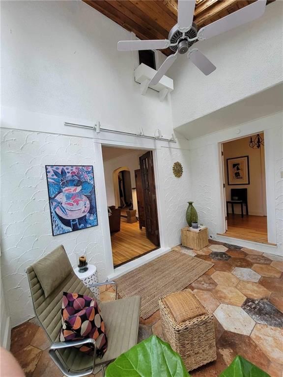125 W 69th Street — photo 12