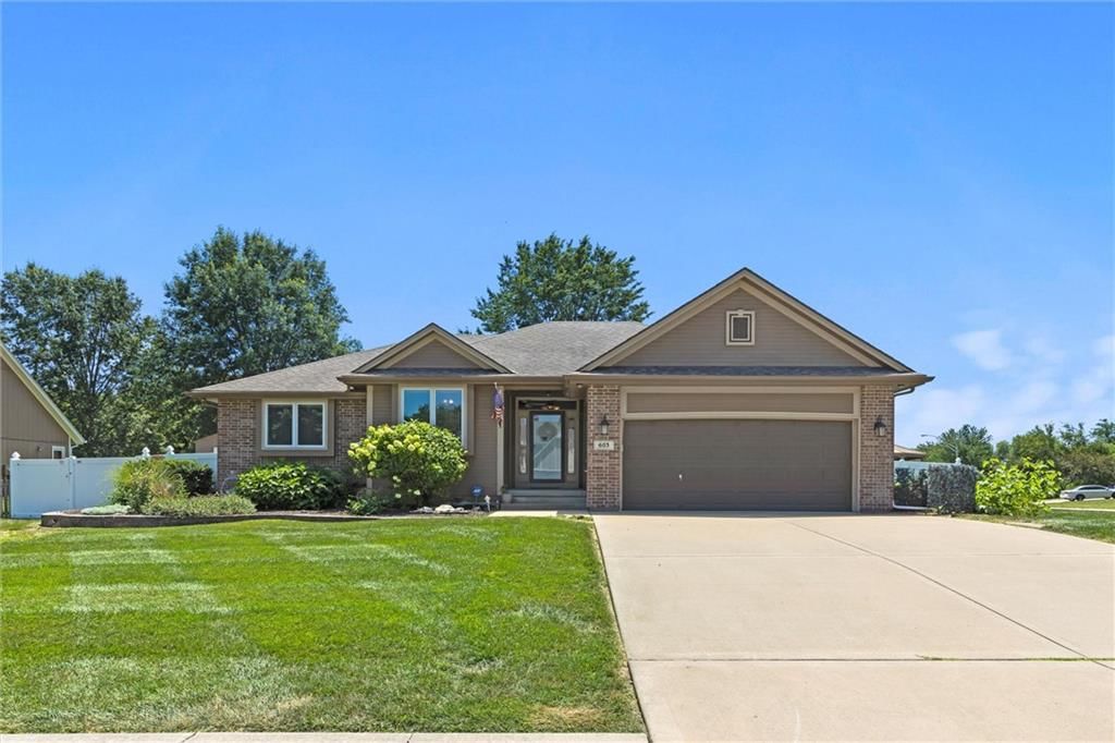 603 Ridgewood Drive — photo 3