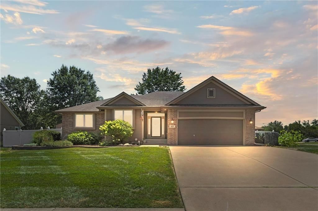 603 Ridgewood Drive — photo 4
