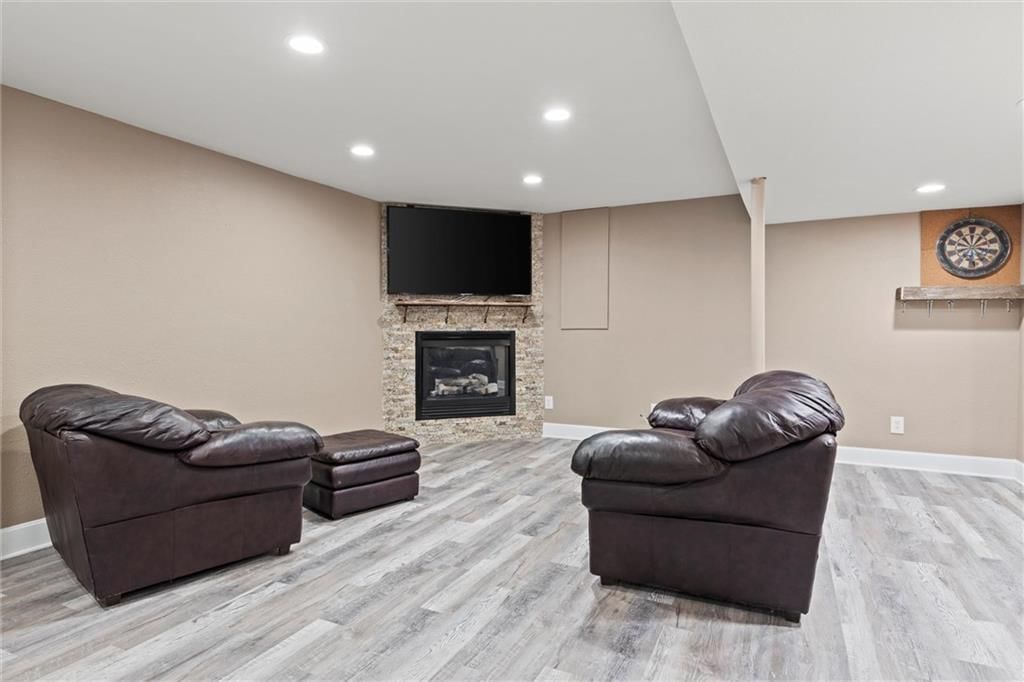 603 Ridgewood Drive — photo 32
