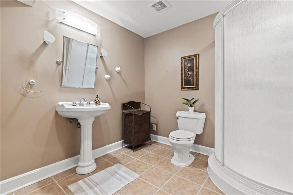 603 Ridgewood Drive — photo 37