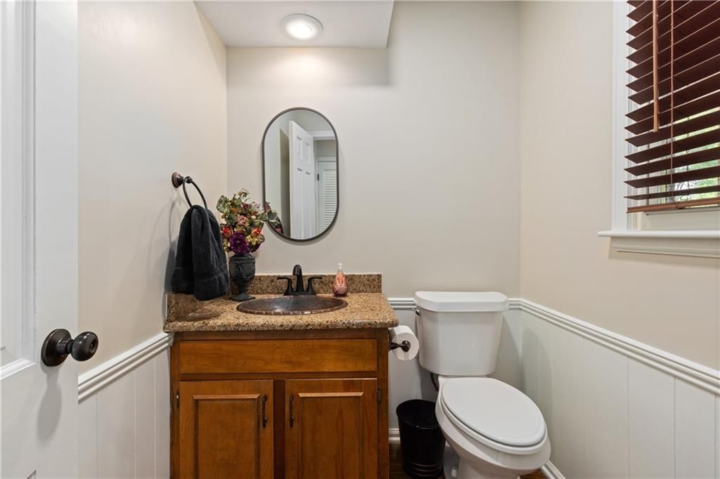 12823 Pembroke Circle — photo 35