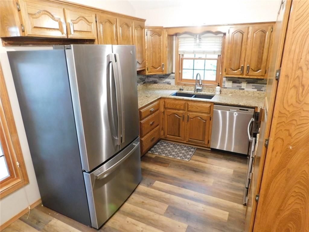 2402 S Stilwell Street — photo 12