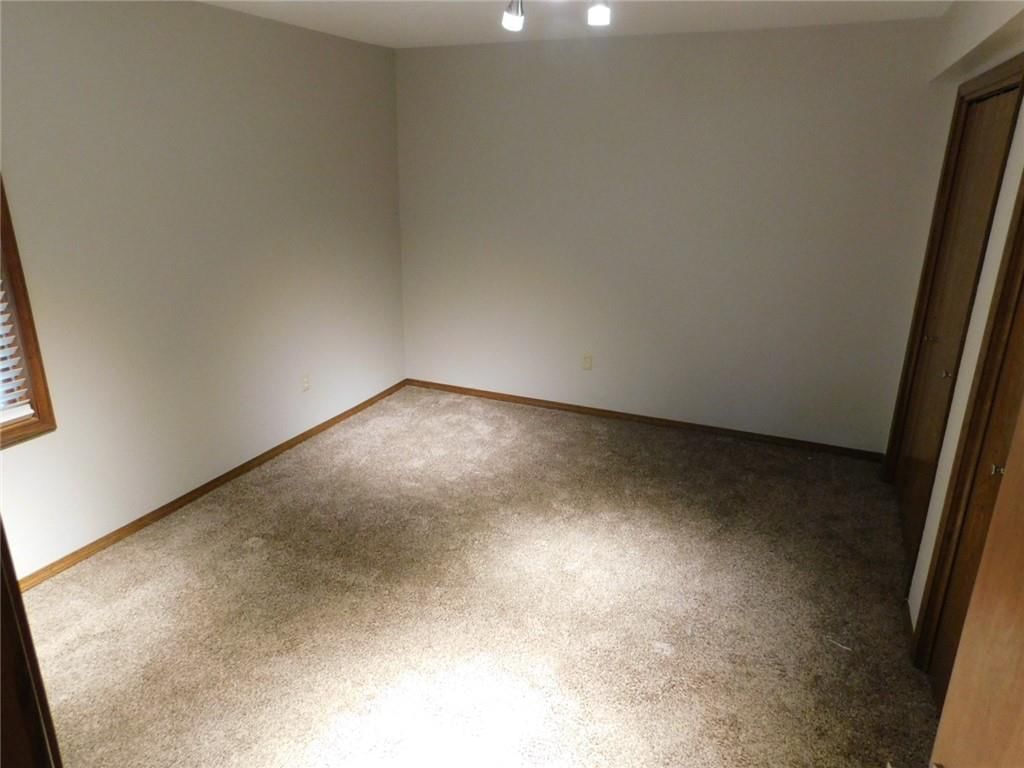 2402 S Stilwell Street — photo 17