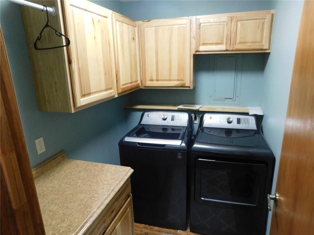 2402 S Stilwell Street — photo 21