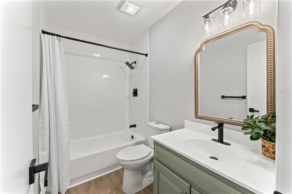 1435 W Prairie Court — photo 19