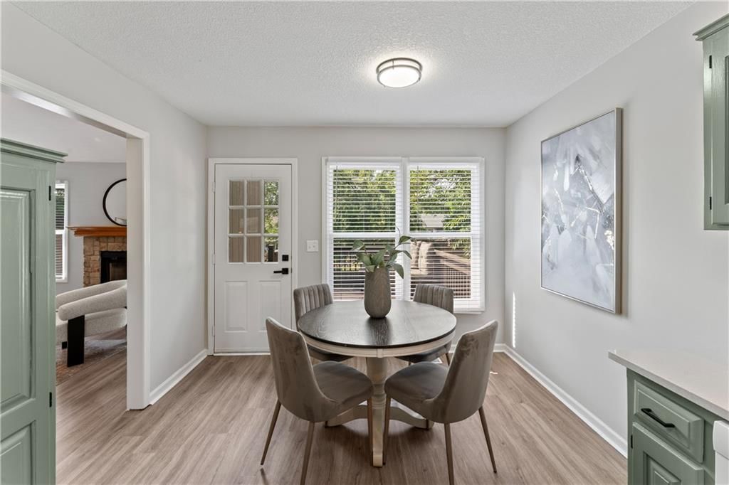 1435 W Prairie Court — photo 9