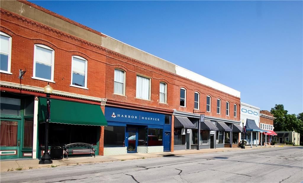 206 N Main Street — photo 4