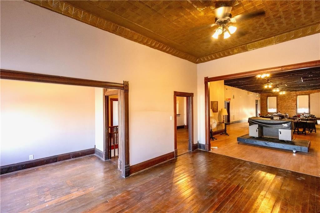 206 N Main Street — photo 32