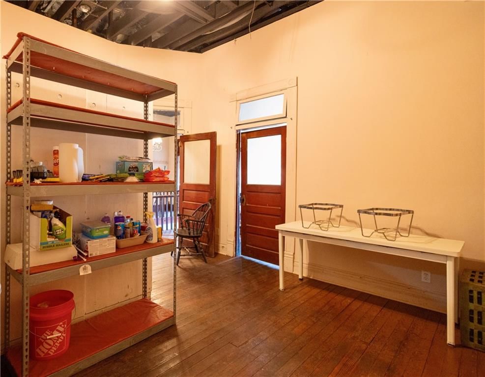 206 N Main Street — photo 36