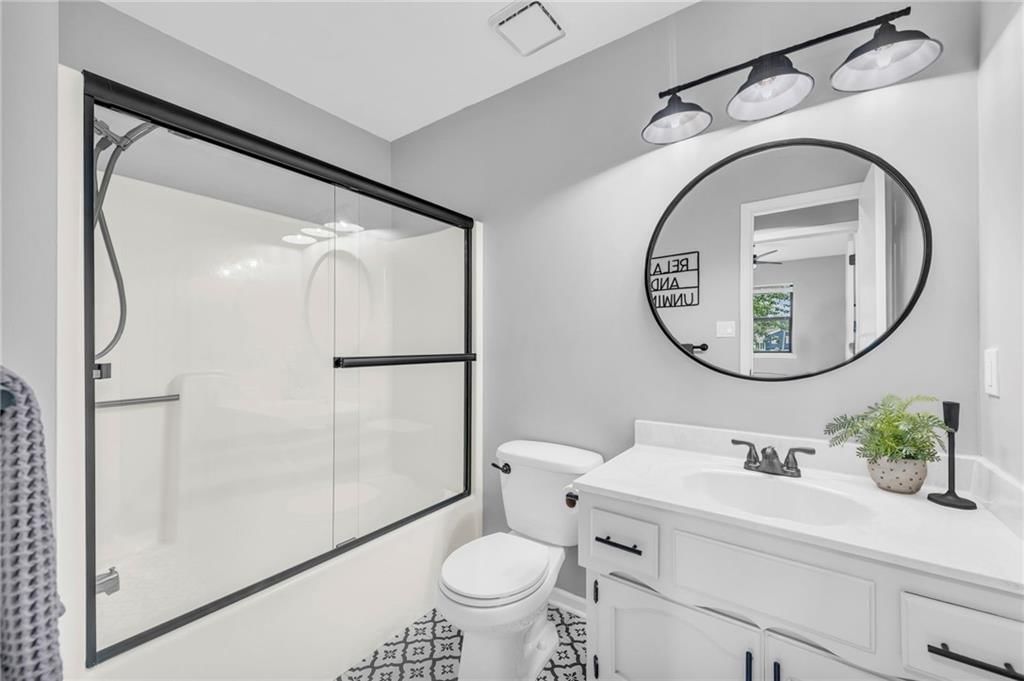 2024 NE Dill Court — photo 12