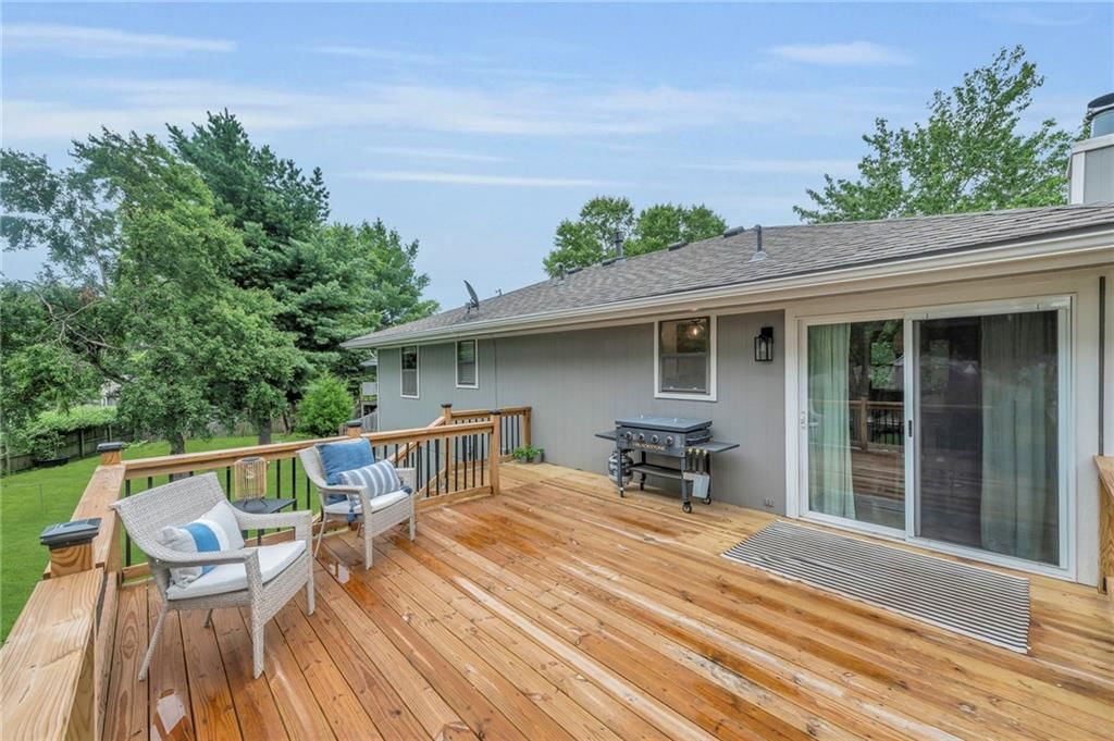 2024 NE Dill Court — photo 19