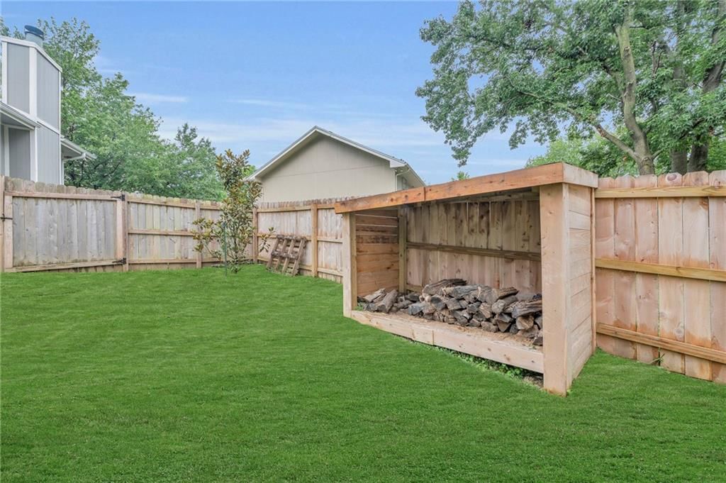 2024 NE Dill Court — photo 20