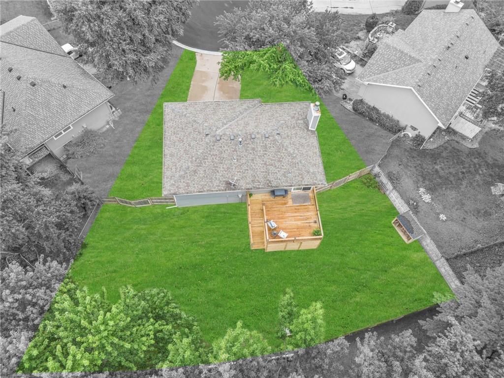 2024 NE Dill Court — photo 24