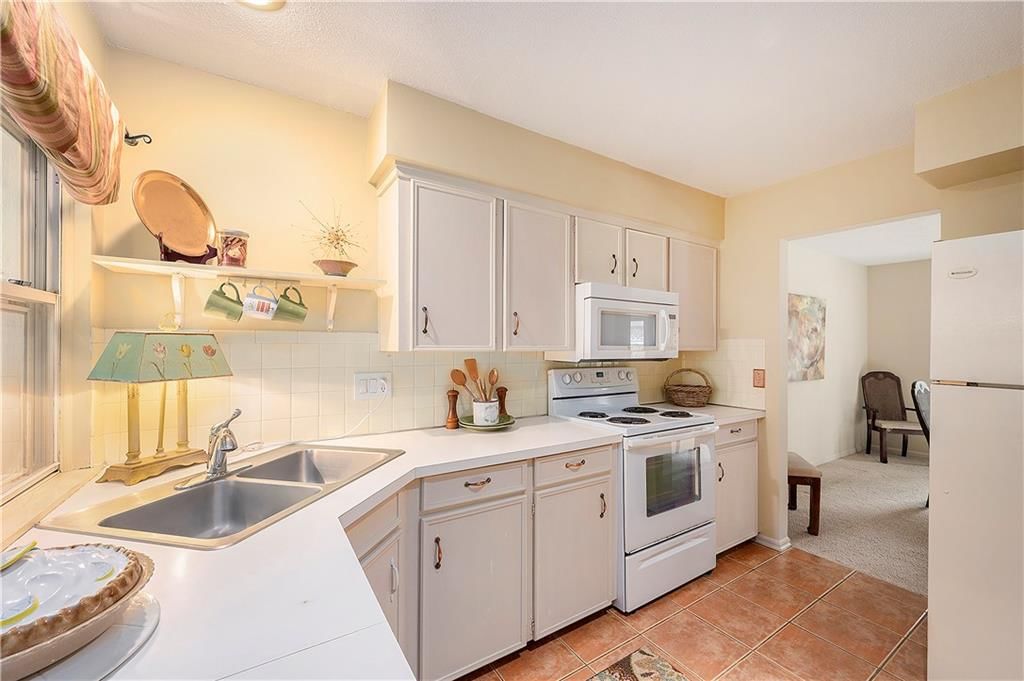 10216 Conser Street — photo 16