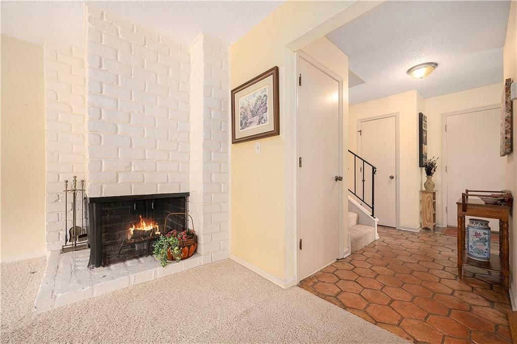 10216 Conser Street — photo 9