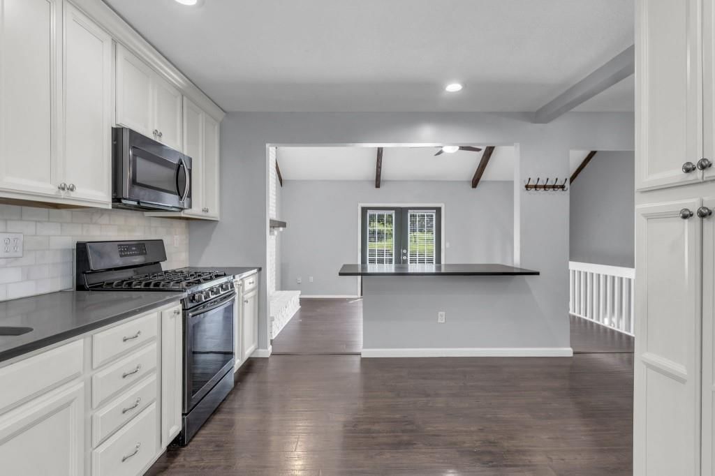 1212 N Cooper Street — photo 13