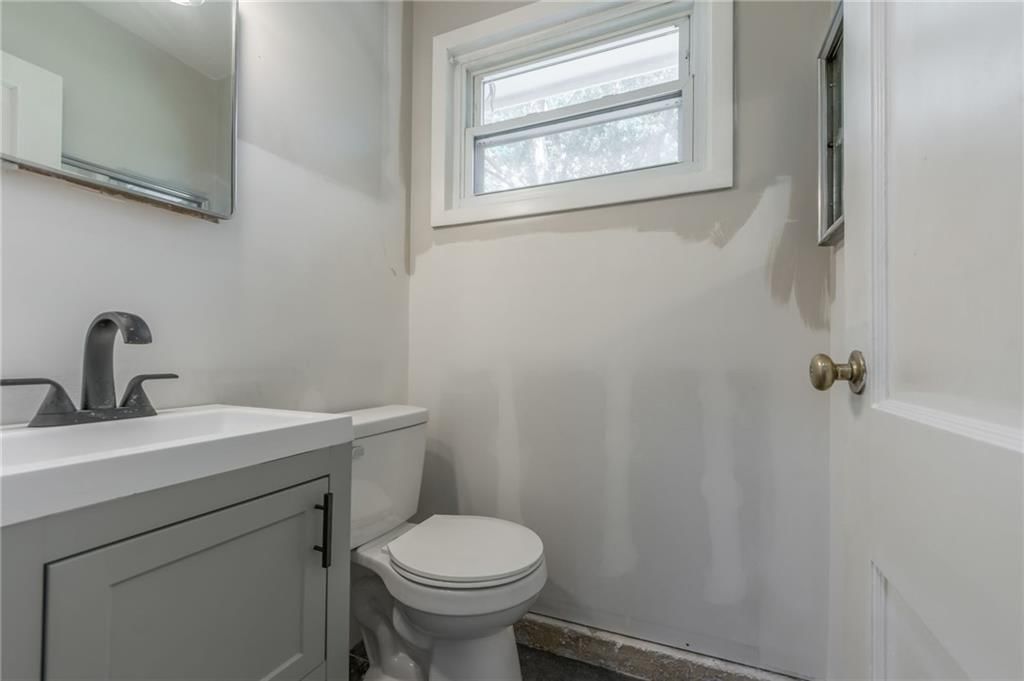 6103 NW Osage Drive — photo 17