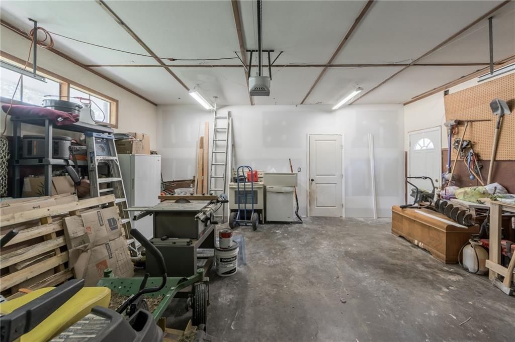 6103 NW Osage Drive — photo 23