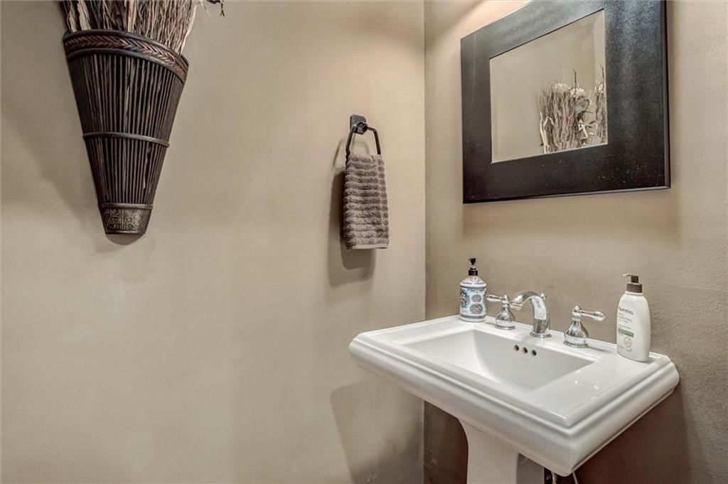 14212 Hadley Street — photo 20
