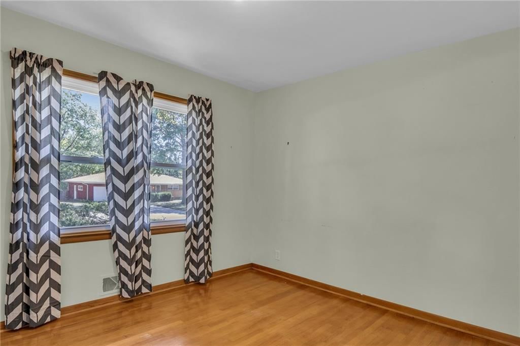 7334 Sycamore Avenue — photo 21