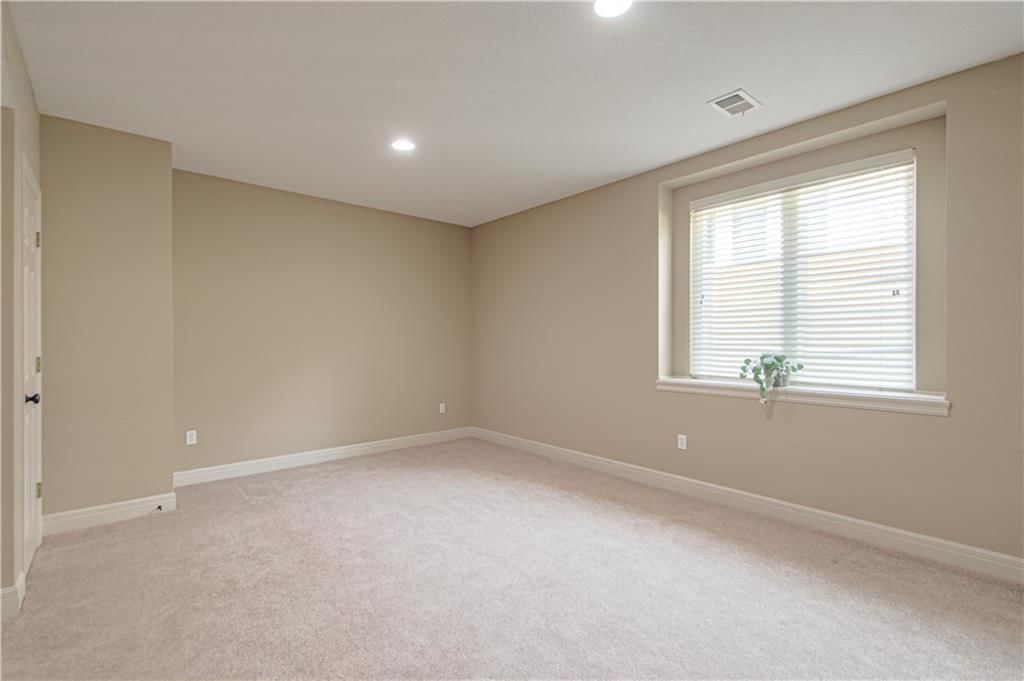 11876 S Carriage Road — photo 30