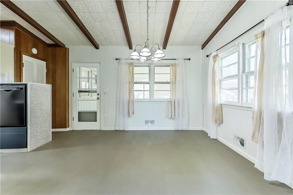 2913 S Santa Fe Road — photo 14