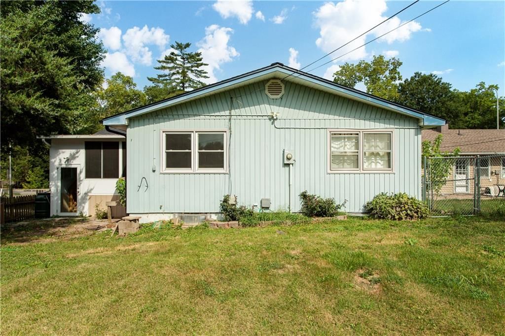 2913 S Santa Fe Road — photo 6