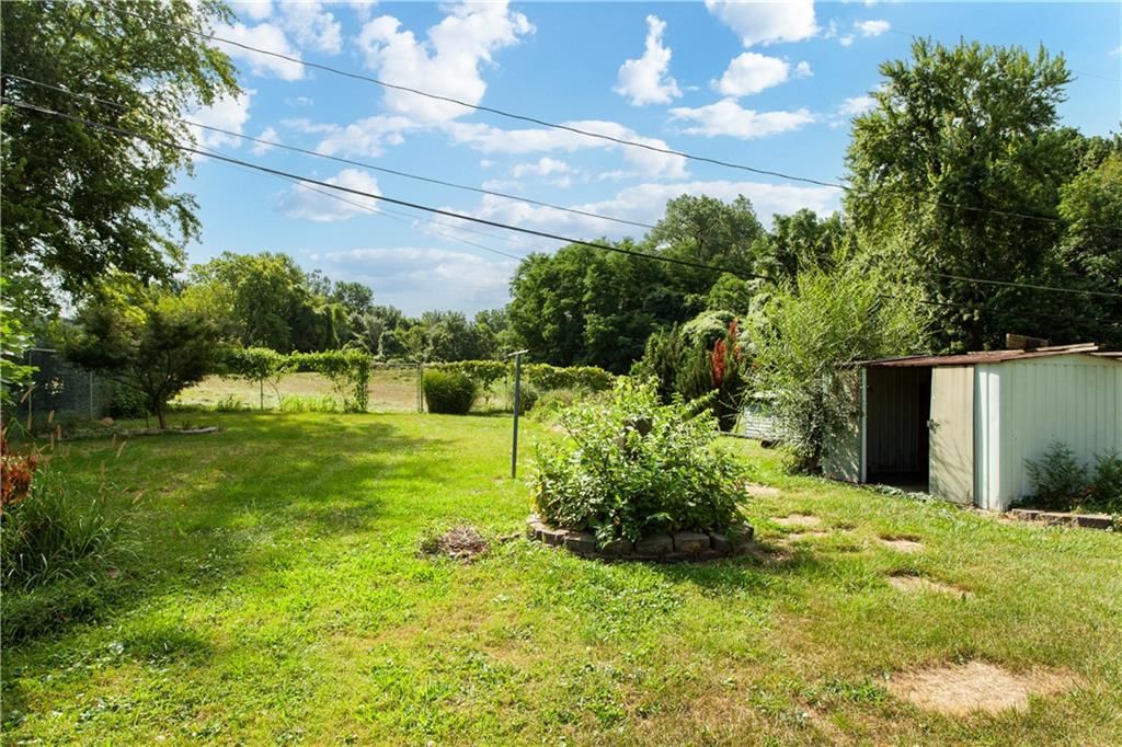 2913 S Santa Fe Road — photo 8