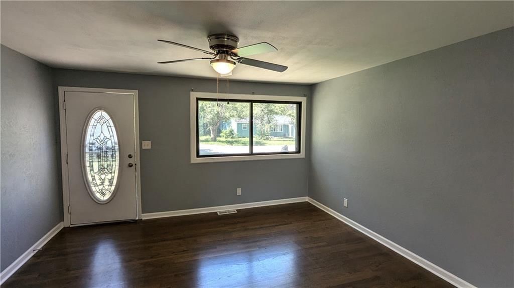 7202 E 86th Street — photo 13