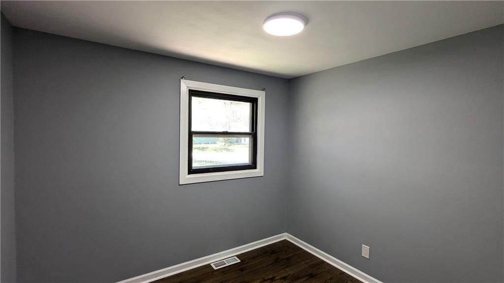7202 E 86th Street — photo 35