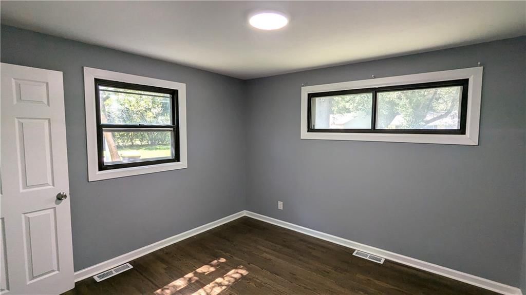 7202 E 86th Street — photo 38