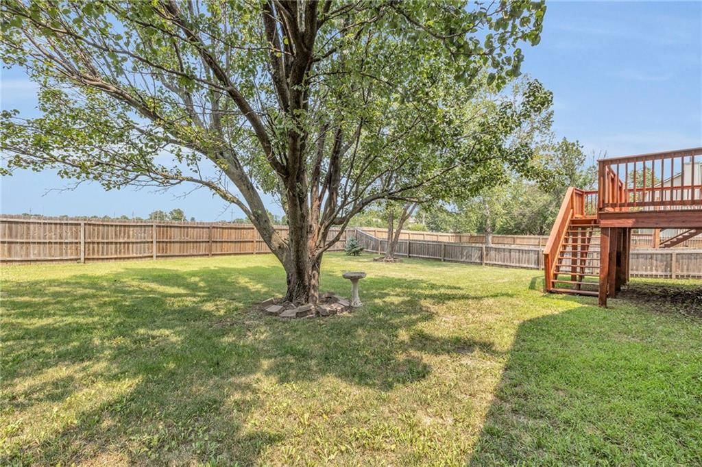 18370 W 160 Terrace — photo 23