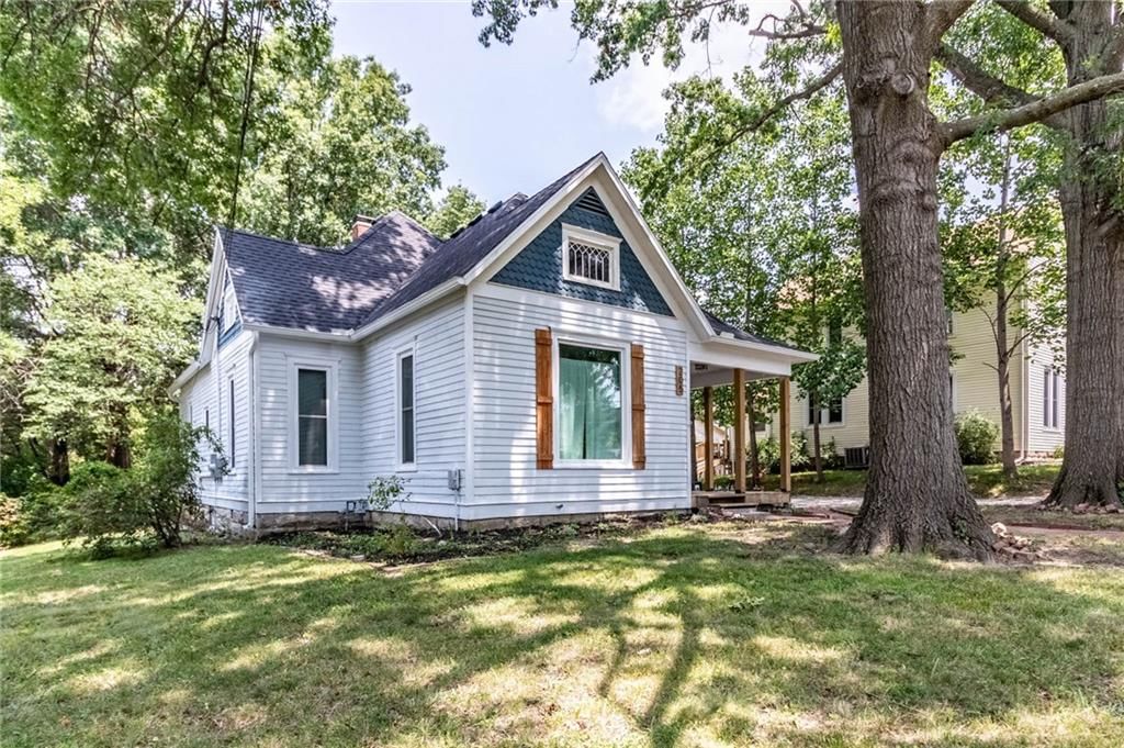 205 W North Street, Warrensburg, MO