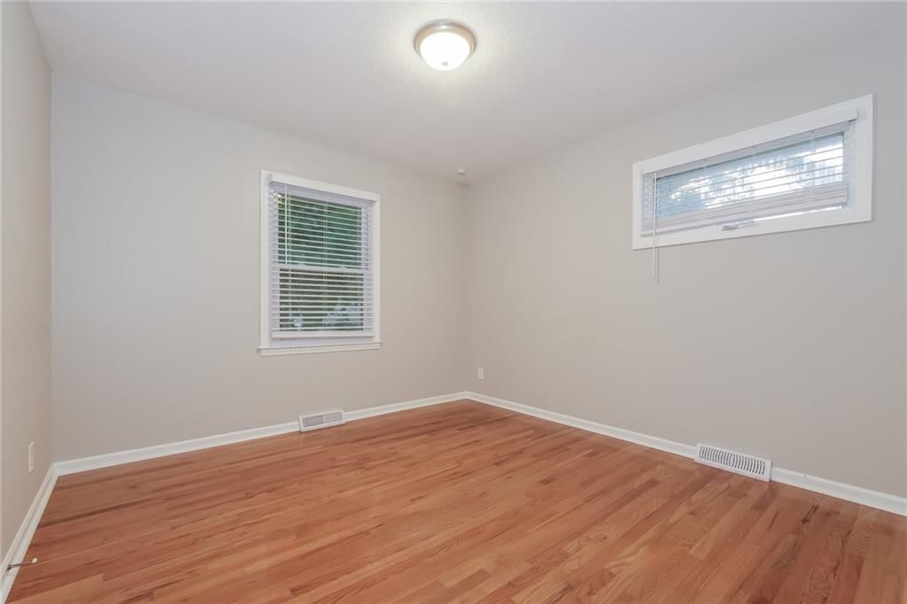 7425 Hardy Avenue — photo 15