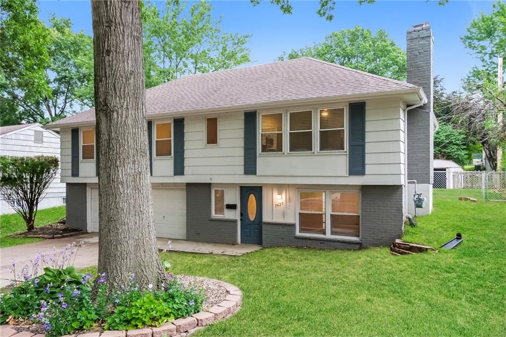 7425 Hardy Avenue — photo 3