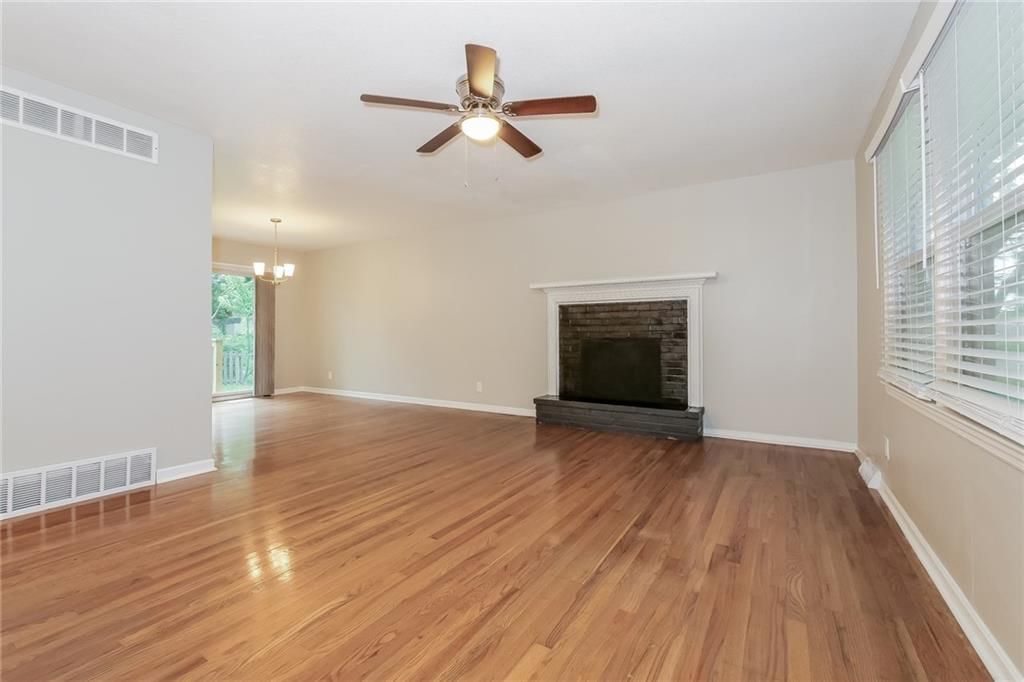 7425 Hardy Avenue — photo 5