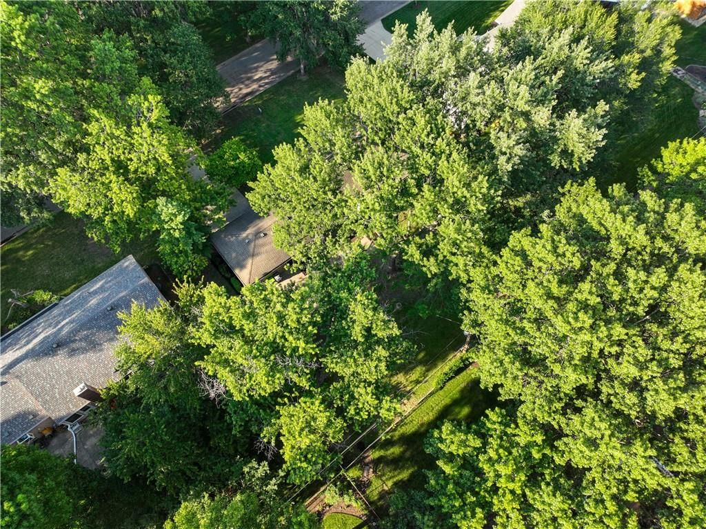 4021 W 98 Terrace — photo 49
