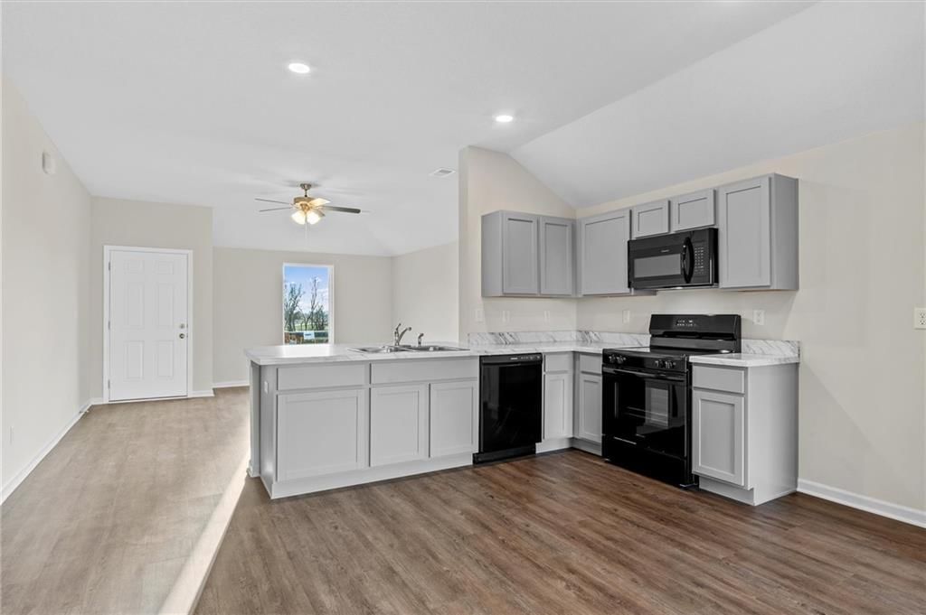 1618 Maci Street — photo 13