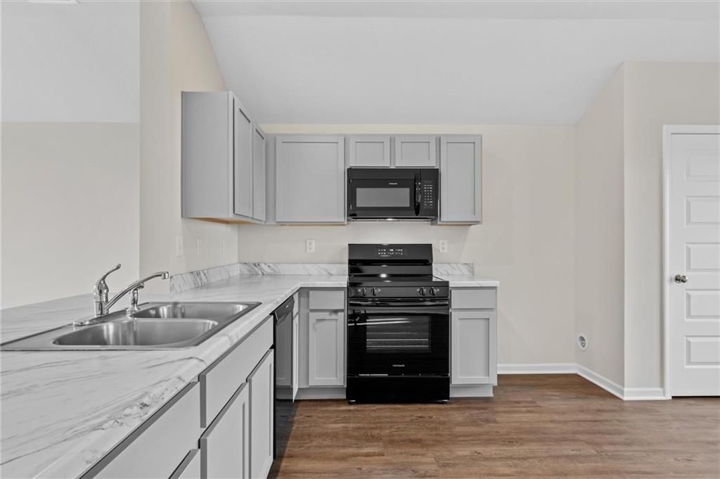 1618 Maci Street — photo 14