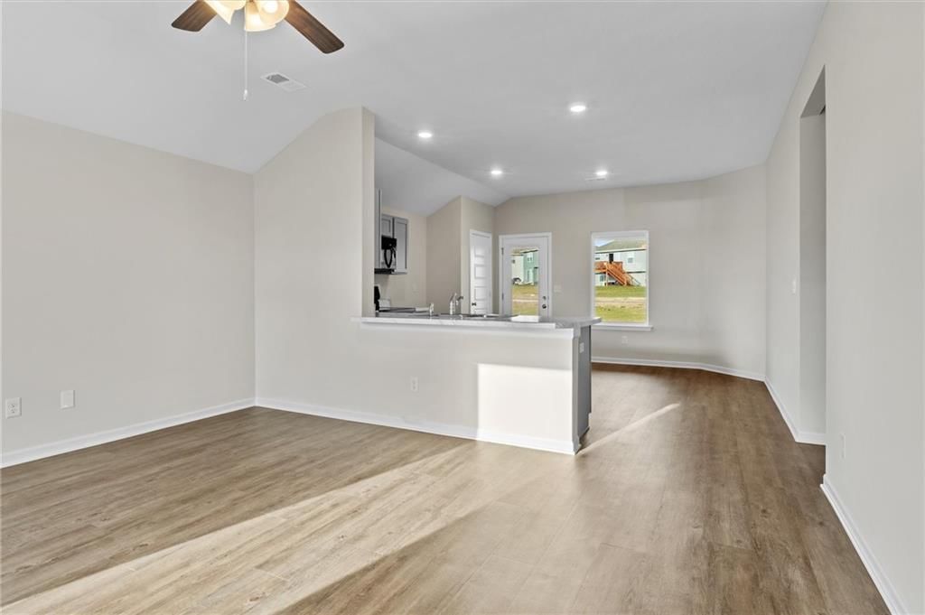 1618 Maci Street — photo 10