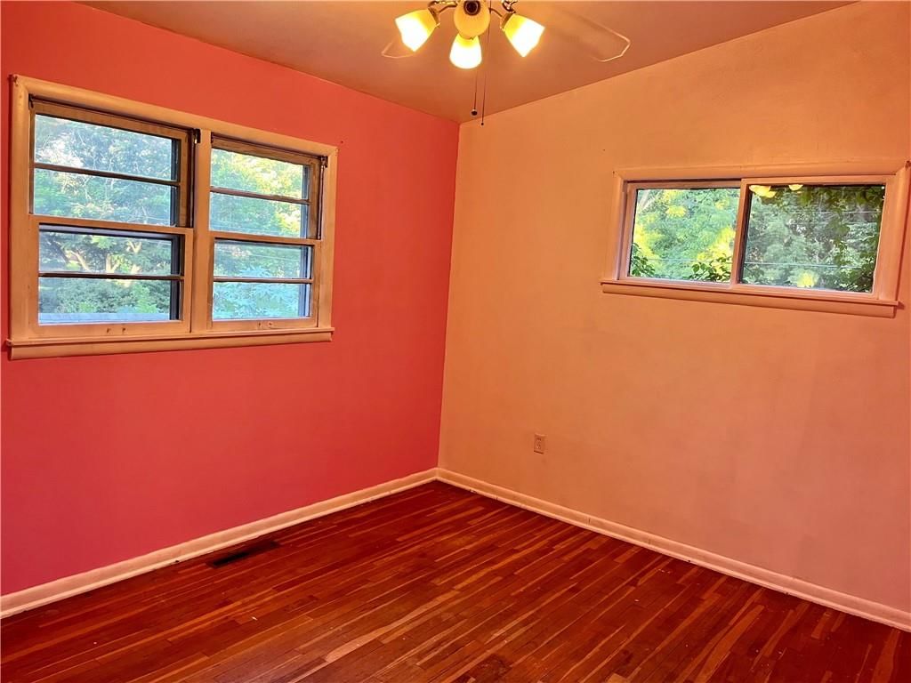 1032 Anderson Street — photo 13
