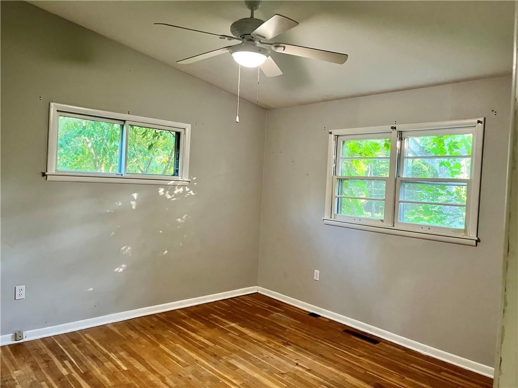 1032 Anderson Street — photo 10