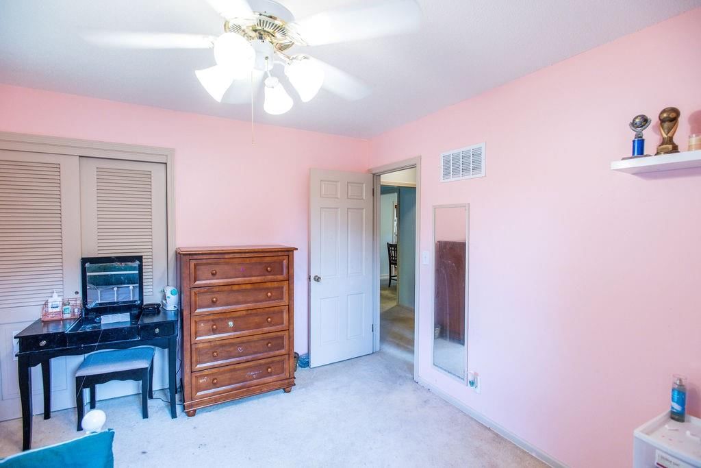 310 Jones Avenue — photo 18