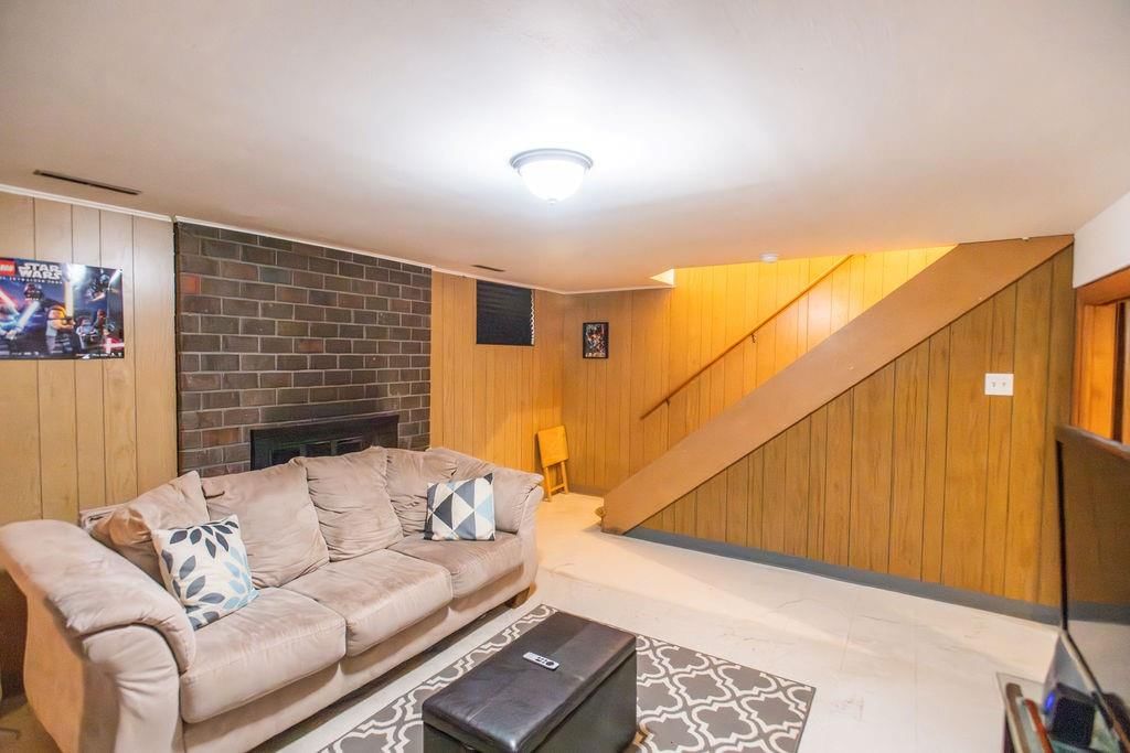 310 Jones Avenue — photo 30