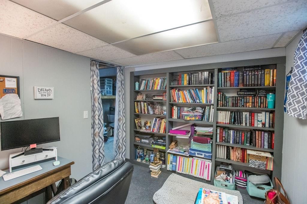 310 Jones Avenue — photo 35