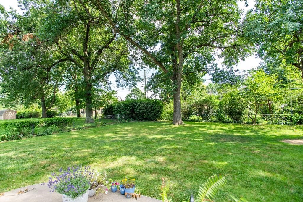 310 Jones Avenue — photo 6