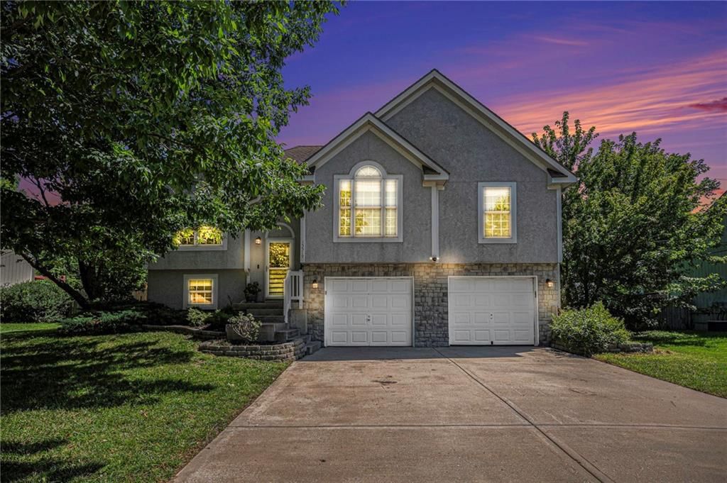 15519 Pin Oak Drive — photo 3