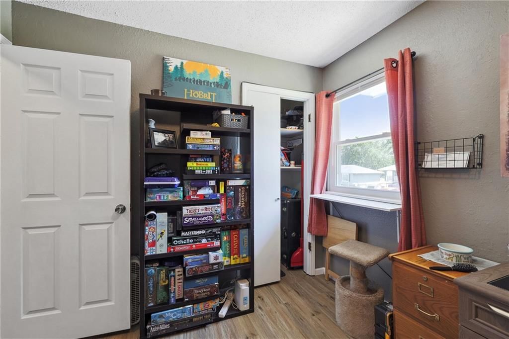 309 SW Redwood Drive — photo 12